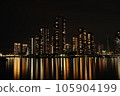 Tawaman night view with a row that looks like a pyramid in Tokyo 105904199