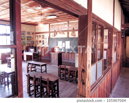 小豆島二十四眼電影村三崎分校學校木製校舍苗場神城小學田浦分校 小豆島二十四眼電影村三崎分校學校木製校舍苗場神城小學田浦分校 105907084