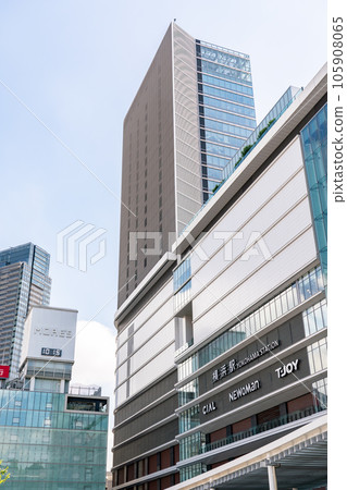 [Kanagawa Prefecture] Yokohama Station West Exit 105908065
