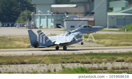 JASDF 306th Squadron F-15 Eagle Landing 105908638