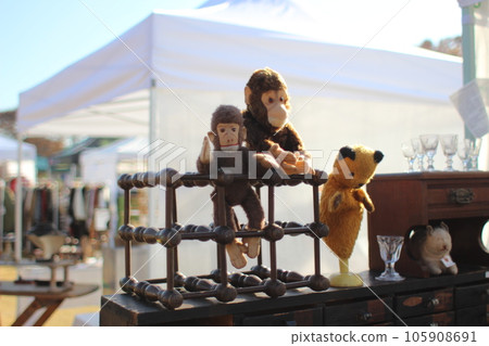 Flea market Flea market 105908691