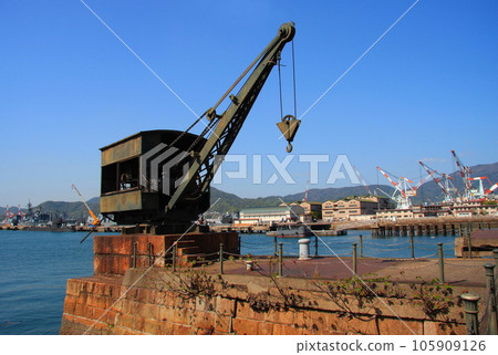 Kure City's Alley Karasukojima: Torpedo cranes preserved at the pier Kure City's Alley Karasukojima: Torpedo cranes preserved at the pier 105909126