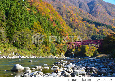 Autumn Kurobe Gorge Kurobe River 105909906