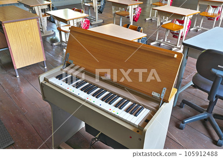 [Fukiya Furusato Village (Former Fukiya Elementary School Classroom)] Fukiya, Nariwa Town, Takahashi City, Okayama Prefecture 105912488