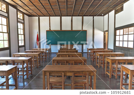 [吹屋故里村（舊吹屋小學教室）] 岡山縣高橋市成輪町吹屋 105912681