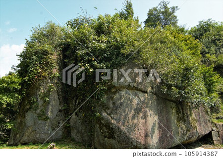 Ishigaki is a natural megalith. Ishigaki is a natural megalith. 105914387