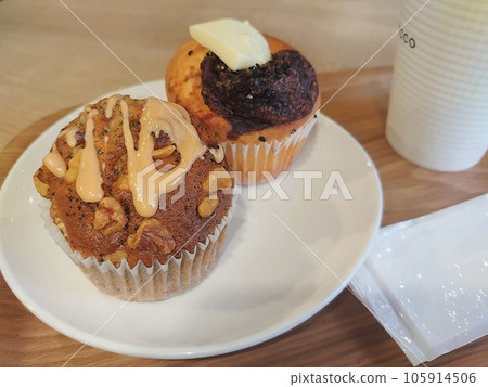 Morning set coffee and cake Morning set coffee and cake 105914506
