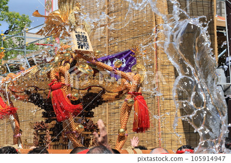 富岡八幡宮的神轎、江戶三大祭、水掛祭 105914947