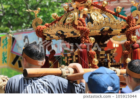 富岡八幡宮的神轎、江戶三大祭、水掛祭 富岡八幡宮的神轎、江戶三大祭、水掛祭 105915044