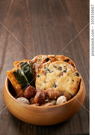 Senbei image 105916667