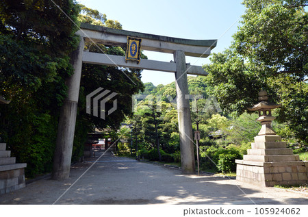京都府八幡市石清水八幡宮一野鳥居 105924062