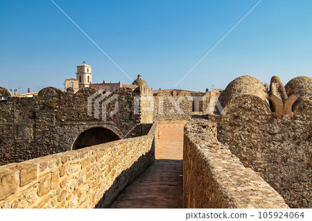 The norman castle in Saint Severina, Calabria, Italy. Castello normanno in Santa Severina 105924064