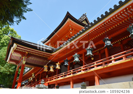 Iwashimizu Hachimangu Shrine Corridor and Tower Gate, Yawata City, Kyoto Prefecture Iwashimizu Hachimangu Shrine Corridor and Tower Gate, Yawata City, Kyoto Prefecture 105924236