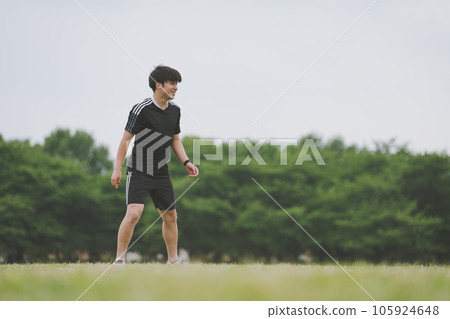 football, soccer, player 105924648