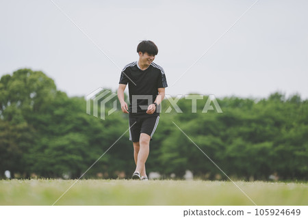 football, soccer, player 105924649