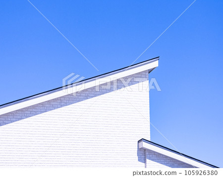 white house against the blue sky white house against the blue sky 105926380