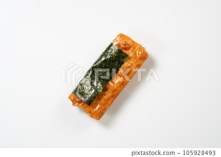 米餅白色背景圖像 米餅白色背景圖像 105928493