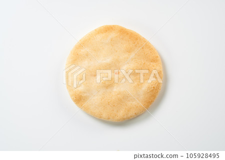 Rice cracker white background image Rice cracker white background image 105928495