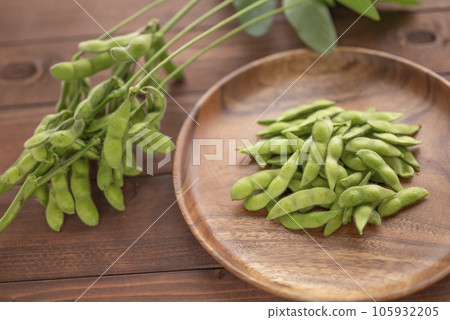 Delicious summer edamame Delicious summer edamame 105932205