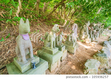 (Tsugaru City, Aomori Prefecture) Takayama Inari Shrine Okitsunesama 105936257