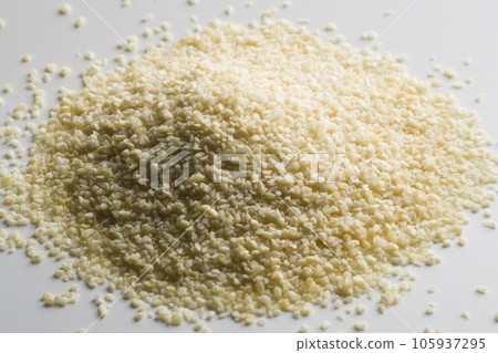 garlic spice 105937295
