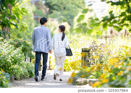 年輕夫婦旅行 105937964