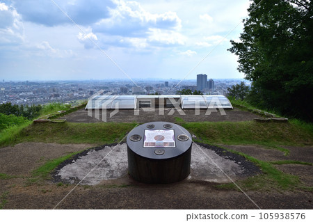 大阪府高槻市安滿宮山古墳(清龍三年之丘) 大阪府高槻市安滿宮山古墳(清龍三年之丘) 105938576