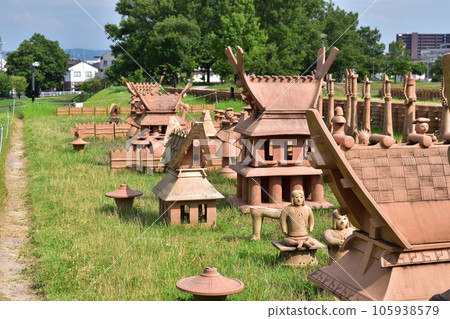 Haniwa from Imashirozuka Burial Mound in Takatsuki, Osaka Haniwa from Imashirozuka Burial Mound in Takatsuki, Osaka 105938579