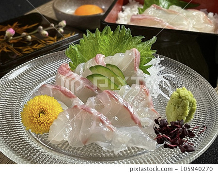 Assorted fresh sea bream sashimi 105940270