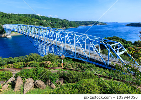 Kuronoseto Bridge seen from Uzushio Park Kuronoseto Bridge seen from Uzushio Park 105944056