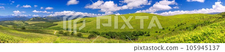 長野縣諏訪市夏季霧峰全景 長野縣諏訪市夏季霧峰全景 105945137