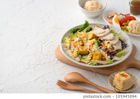 avocado avocado chicken salad Avocado lettuce salad アボカド アボガド サラダ avocado avocado chicken salad Avocado lettuce salad アボカド アボガド サラダ 105945894