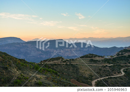 Panoramic view of the Parnassus Mountains 105946963