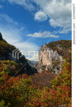 Autumn landscape in Greece  mountains 105946977
