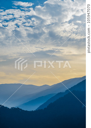 Sunset in the mountains. 105947070