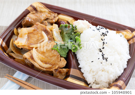 美味的豬肉薑烤午餐 105948901