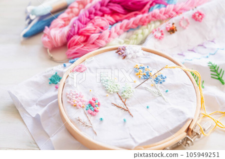 Hobby embroidery 105949251