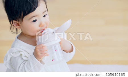 嬰兒飲用水 105950165