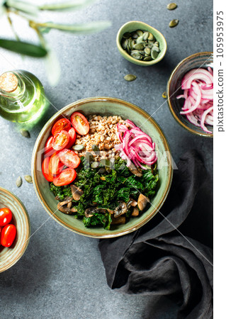 Kale and buckweat vegetarian bowl, view from above 105953975