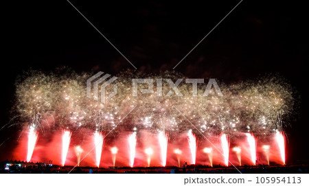 Utsunomiya Fireworks Festival August 10, 2019 (Saturday) Utsunomiya City, Tochigi Prefecture Kinugawa Dojo Inn Green Space Utsunomiya Fireworks Festival August 10, 2019 (Saturday) Utsunomiya City, Tochigi Prefecture Kinugawa Dojo Inn Green Space 105954113