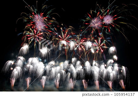 宇都宮花火大會 2019 年 8 月 10 日(星期六)栃木縣宇都宮市鬼怒川道場 Inn Green Space 宇都宮花火大會 2019 年 8 月 10 日(星期六)栃木縣宇都宮市鬼怒川道場 Inn Green Space 105954137