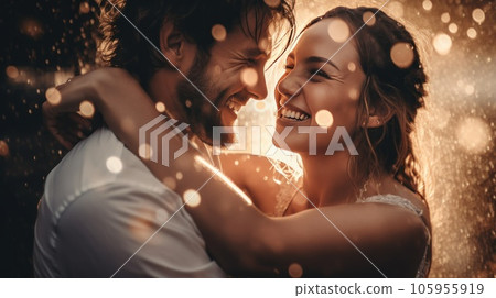 Brides and grooms smiling, with water drops thrown 105955919