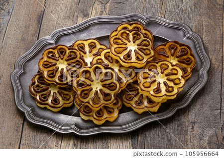 rosette cookies 105956664