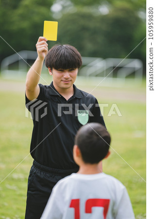 yellow card, football, soccer 105959880