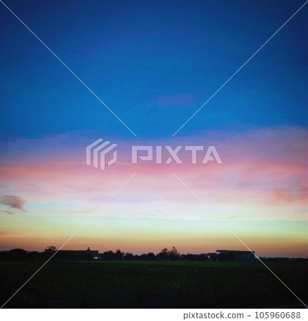 Beautiful sunset sky Beautiful sunset sky 105960688
