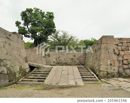 鹿兒島縣鹿兒島市鶴丸城跡 105961546