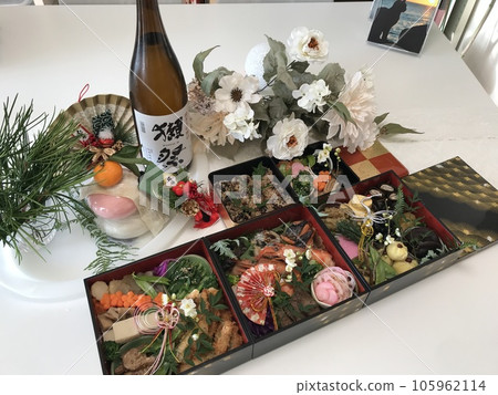 老婆自製的家常菜，年菜，年菜，過年，家庭聚會，返鄉，日本的傳統，幸福的家庭 105962114