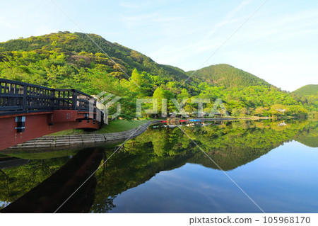 Kotamidake Pond 105968170