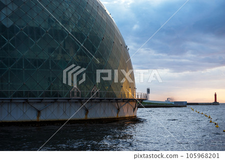 傍晚的海邊科斯莫 傍晚的海邊科斯莫 105968201