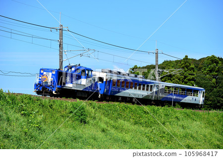 DE101161 山陰本線奔跑的奧出雲大蛇（生動風格） 105968417